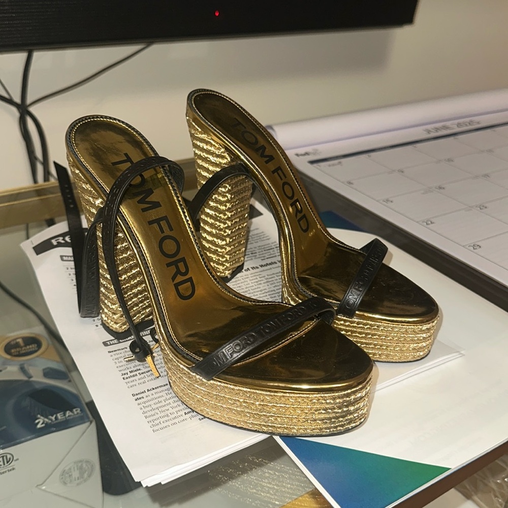Tom Ford Logo Embossed Platform - image 1
